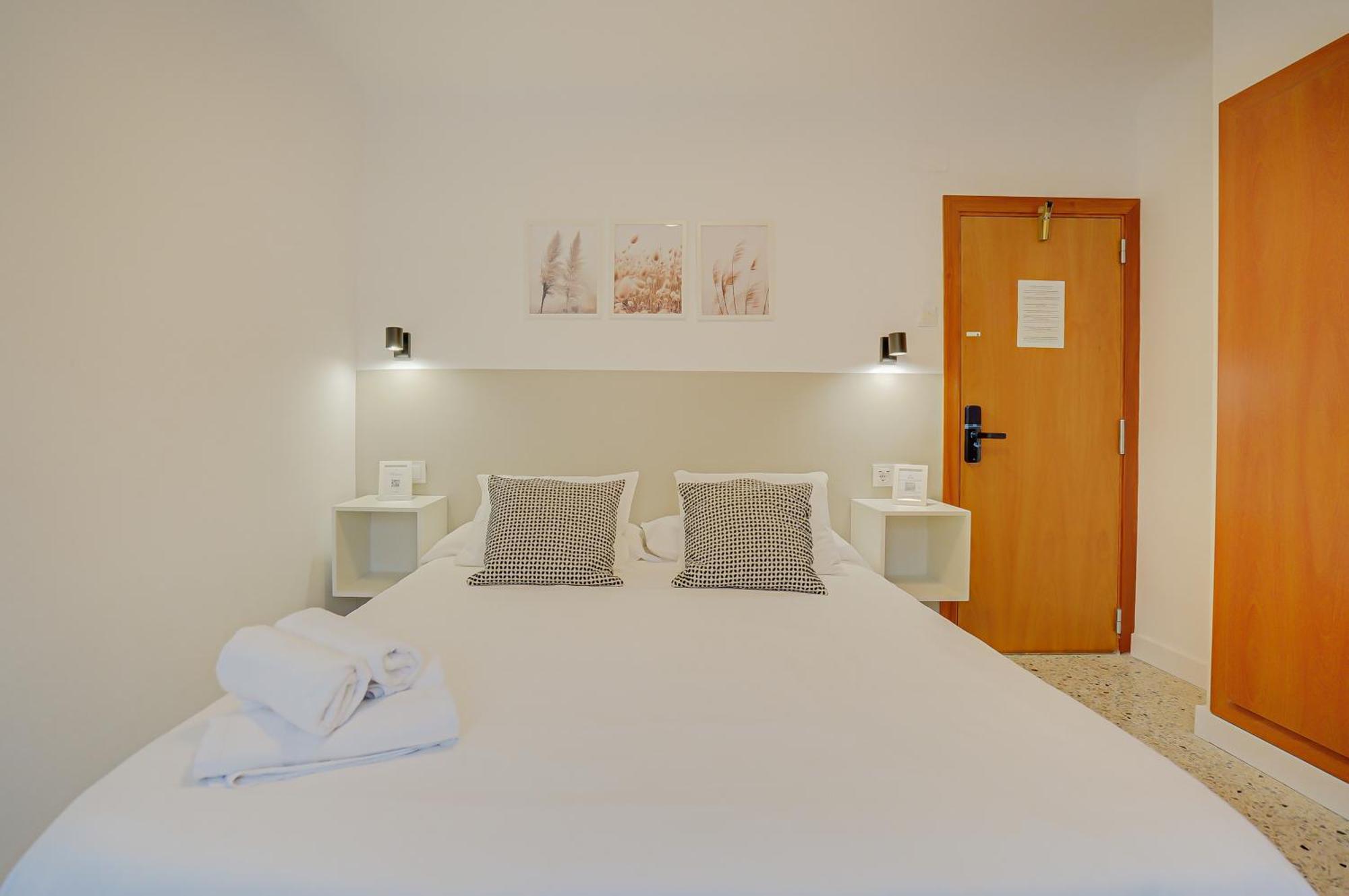 Hostal Y Apartamento Moli De Mar Lloret de Mar Eksteriør billede