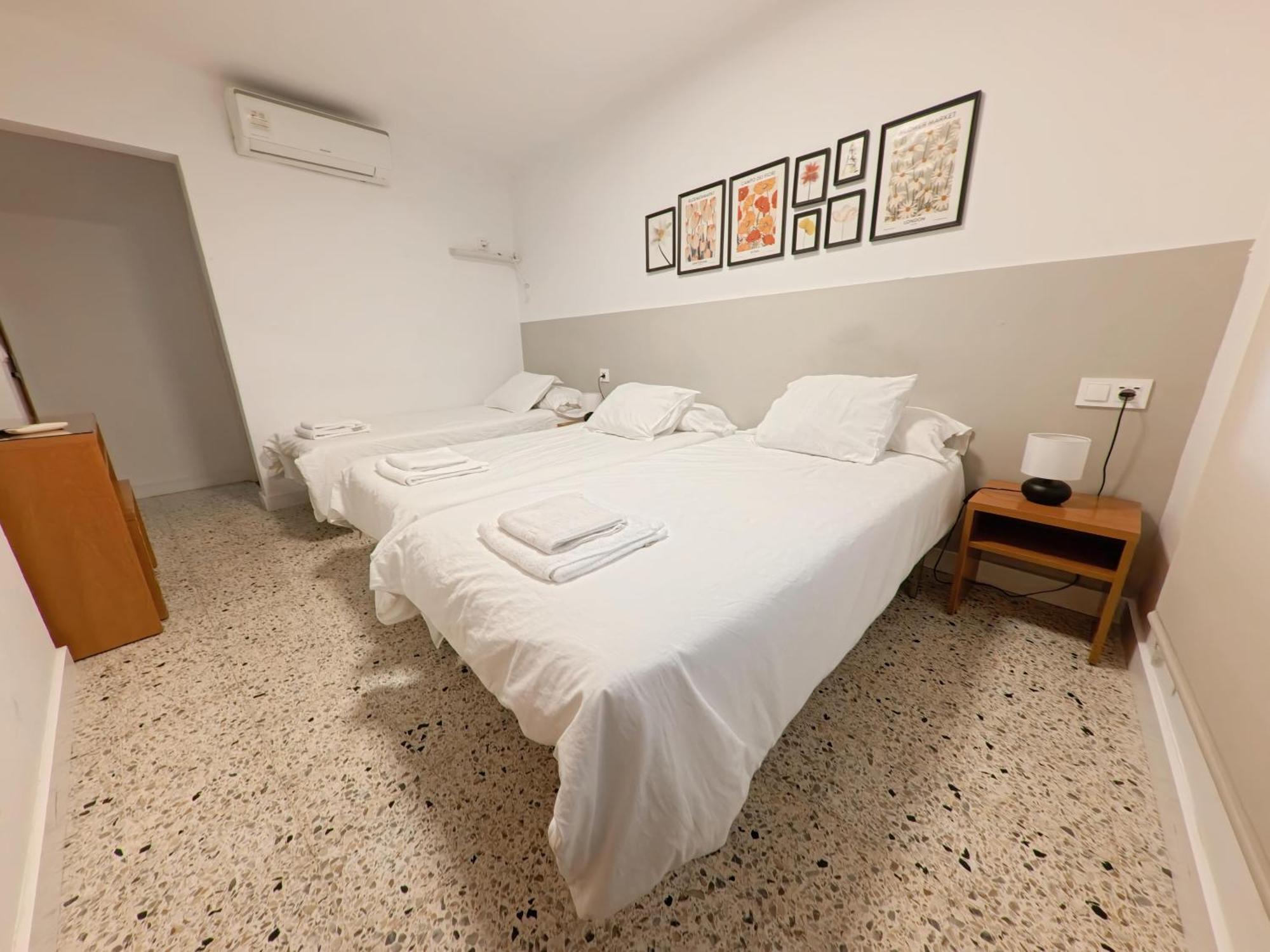 Hostal Y Apartamento Moli De Mar Lloret de Mar Eksteriør billede